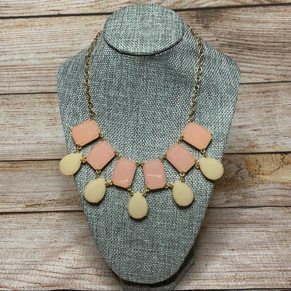 Kate Spade NWT “Branton Square” Statement Necklace